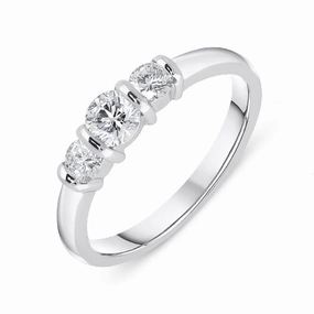 18ct White Gold 0.50ct Diamond Trilogy Bar Set Ring