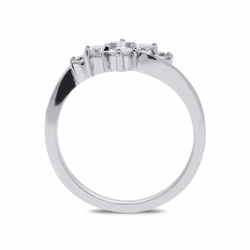 18ct White Gold Diamond Brilliant Cut Twist Ring