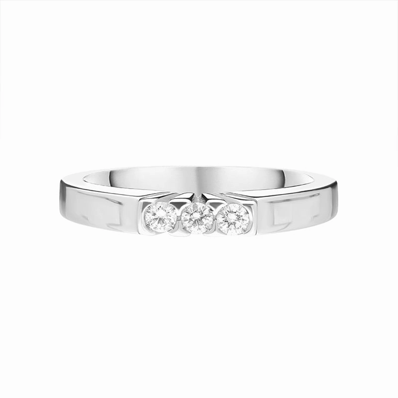18ct White Gold Diamond Trilogy Band Ring