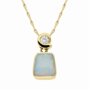 18ct Yellow Gold Opal 0.10ct Diamond Square Cut Unique Necklace D