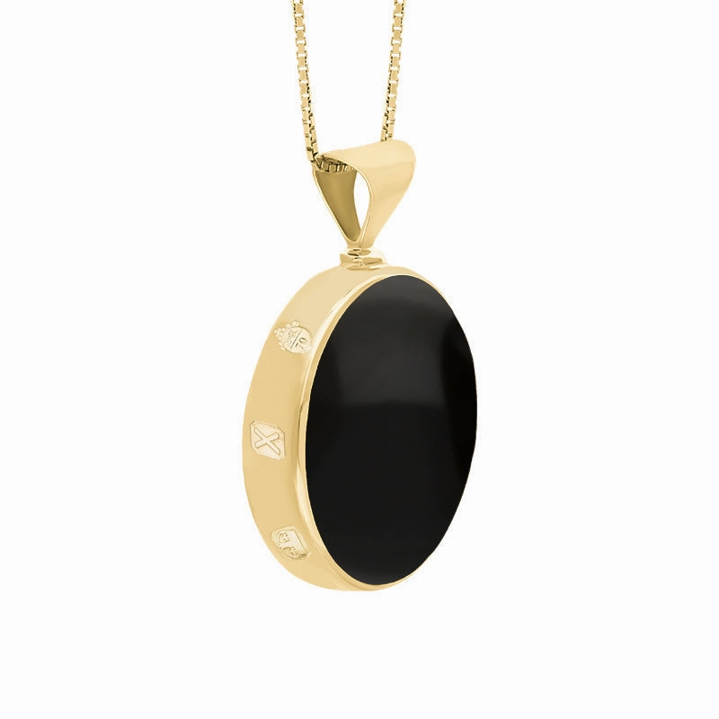 9ct Yellow Gold Whitby Jet Mother of Pearl Queens Jubilee Hallmark Double Sided Round Necklace D