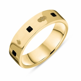 9ct Yellow Gold Whitby Jet Queen's Jubilee Hallmark Princess Cut 5mm Ring D