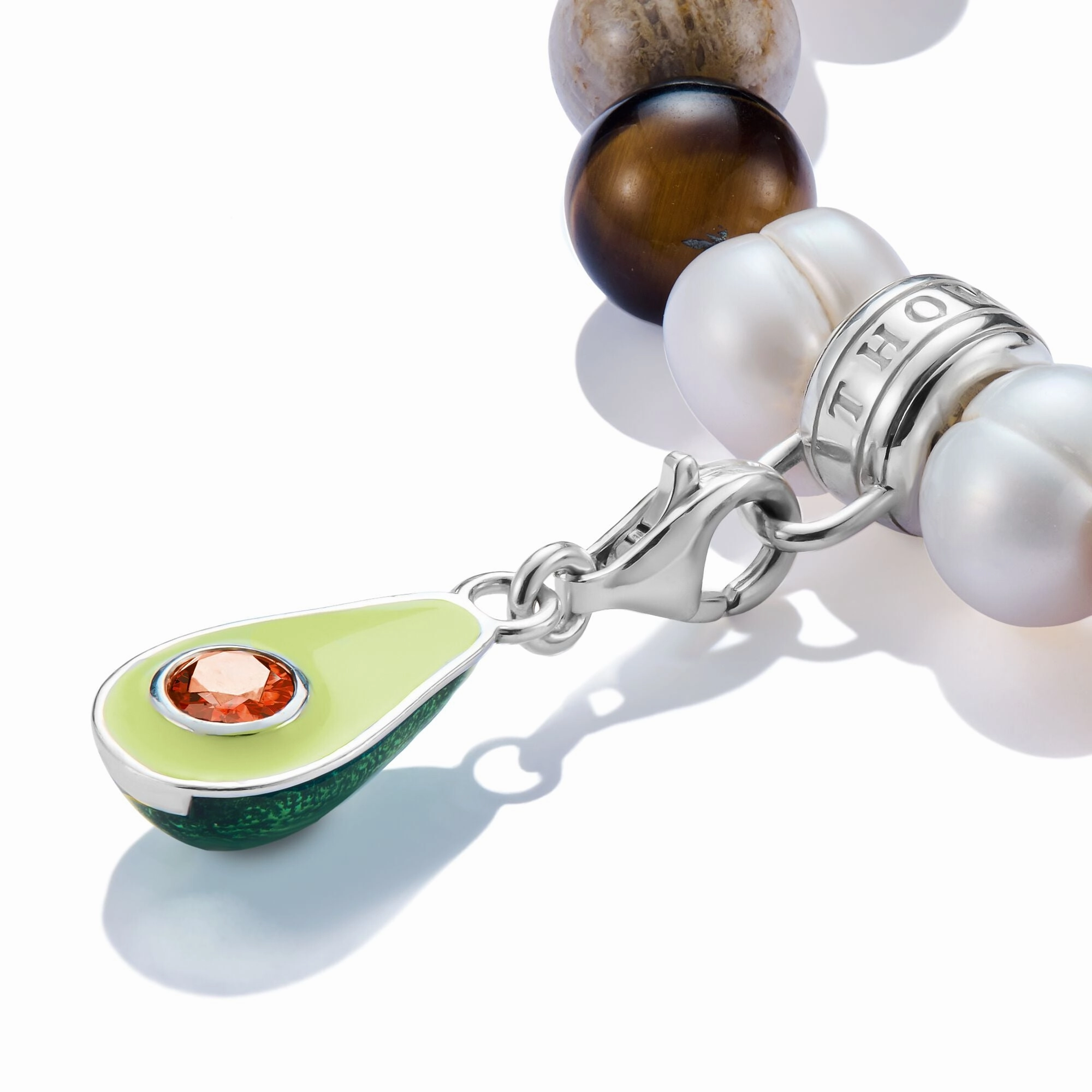 Charm pendant avocado