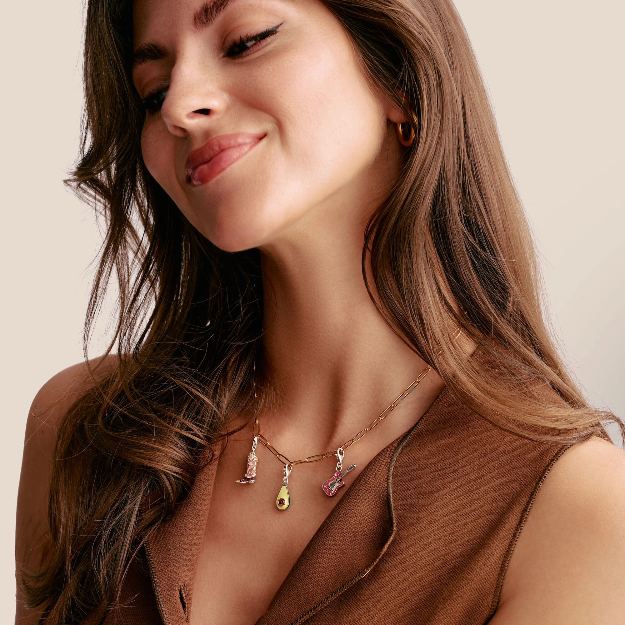 Charm pendant avocado