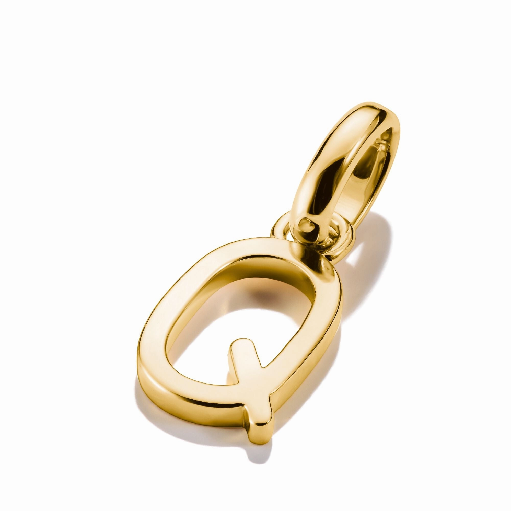 Connect Charm letter Q Gold