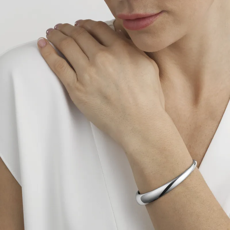 Georg Jensen Curve Sterling Silver Slim Bangle D