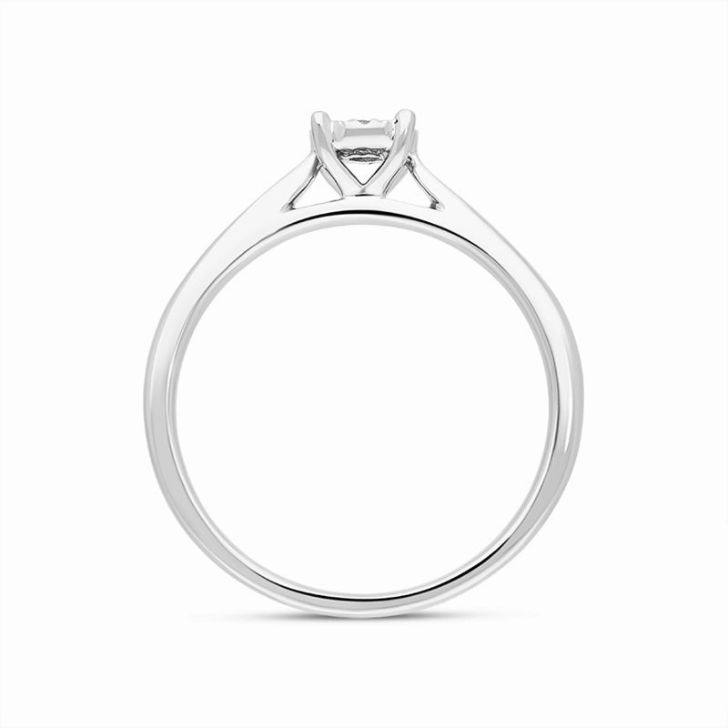 Hans D Krieger 18ct White Gold 0.14ct Diamond Cluster Ring