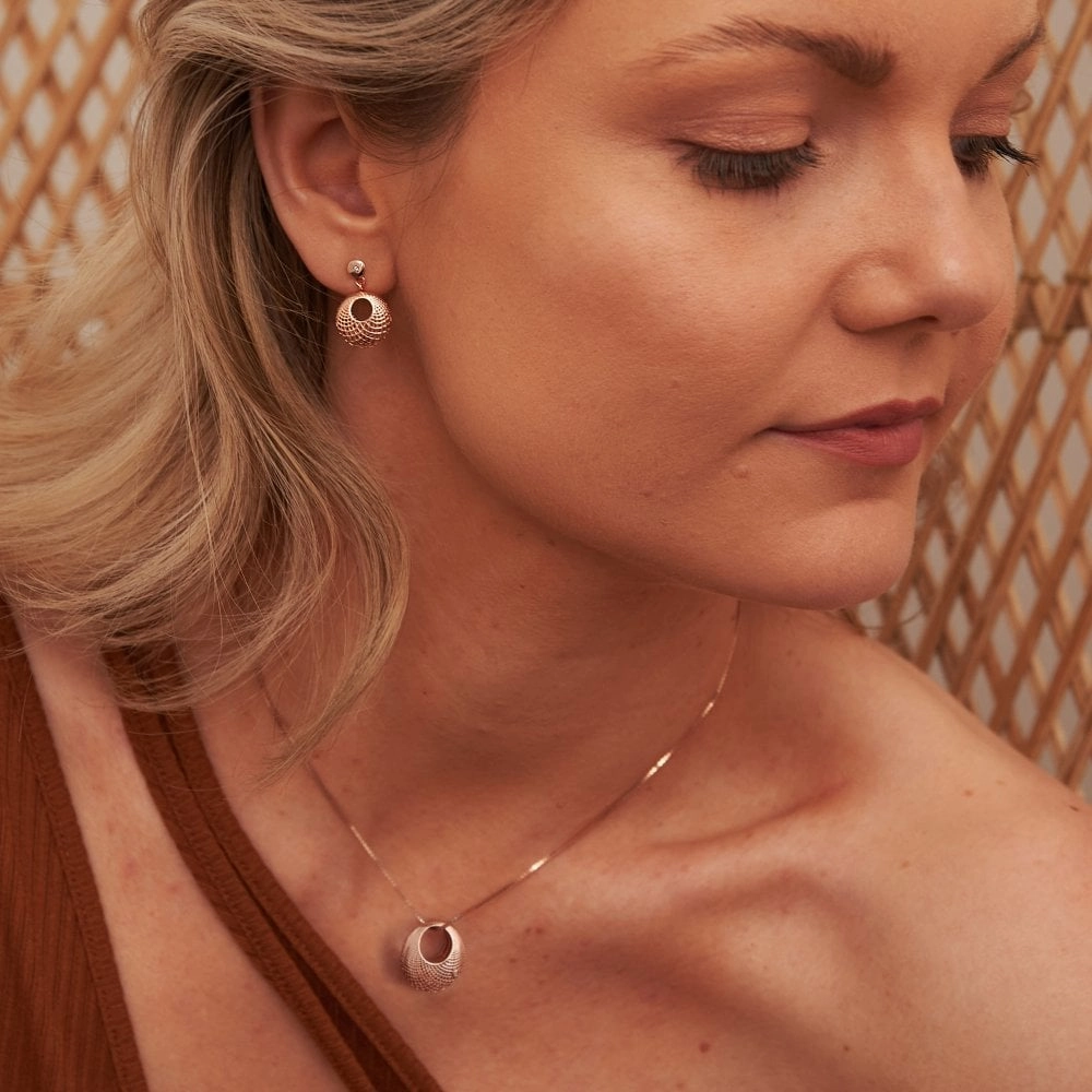 Hot Diamonds Quest Rose Gold Plated Filigree Circle Earrings D