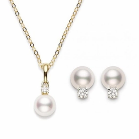 Mikimoto 18ct Yellow Gold Diamond Akoya Pearl Two Piece Gift Set