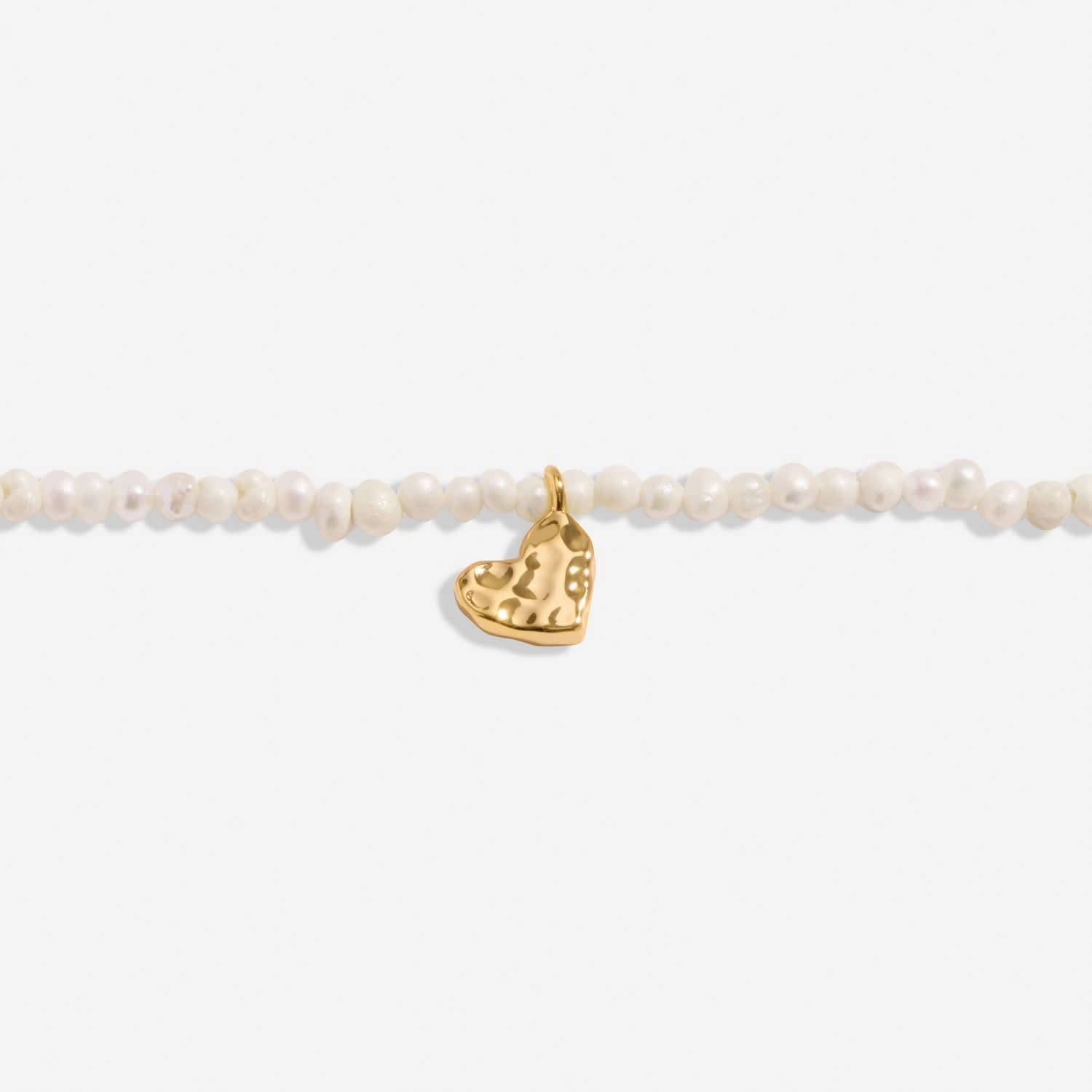 Mini Charms Natural Matte Pearl Heart Gold Plated Bracelet 8600