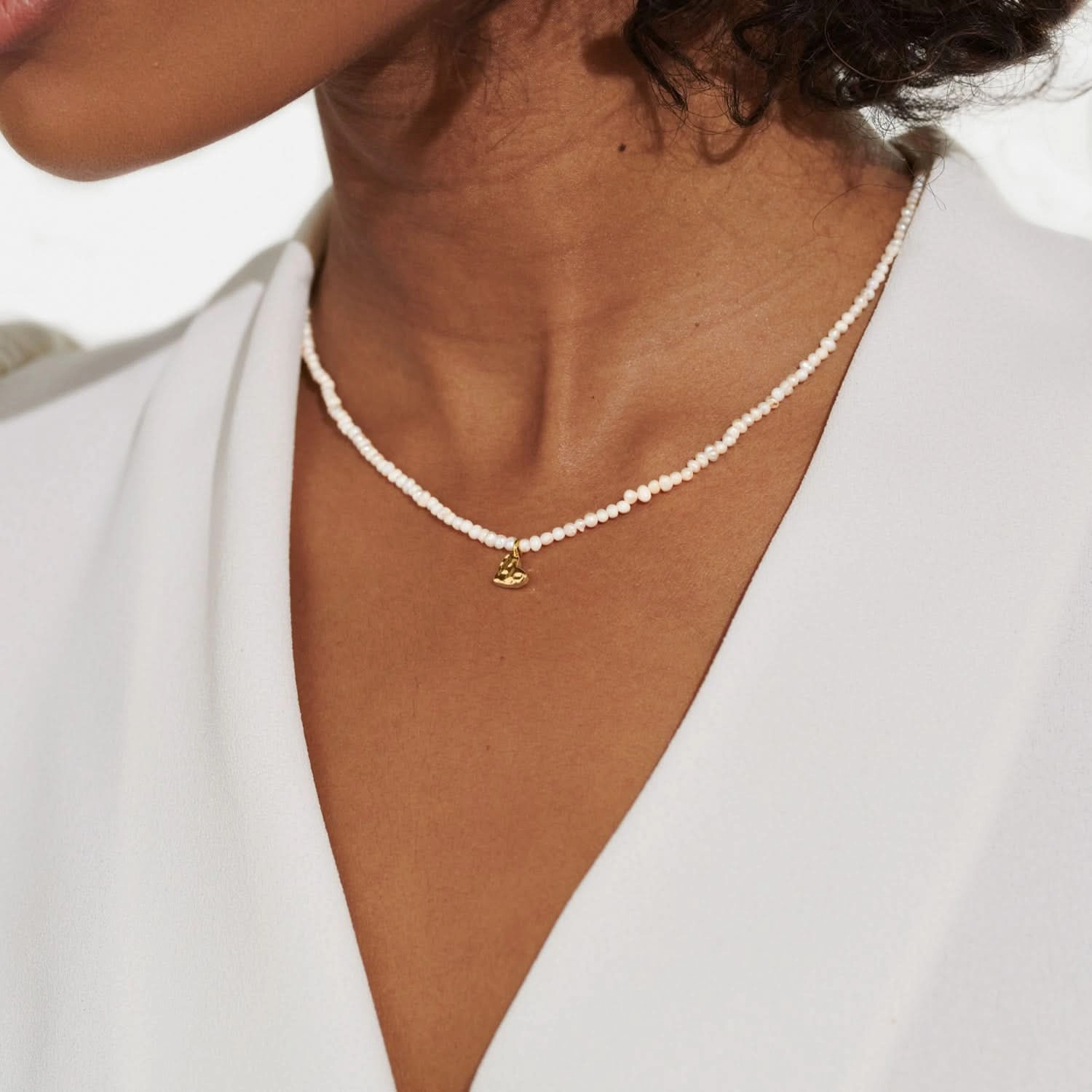 Mini Charms Natural Matte Pearl Heart Gold Plated Necklace 8607
