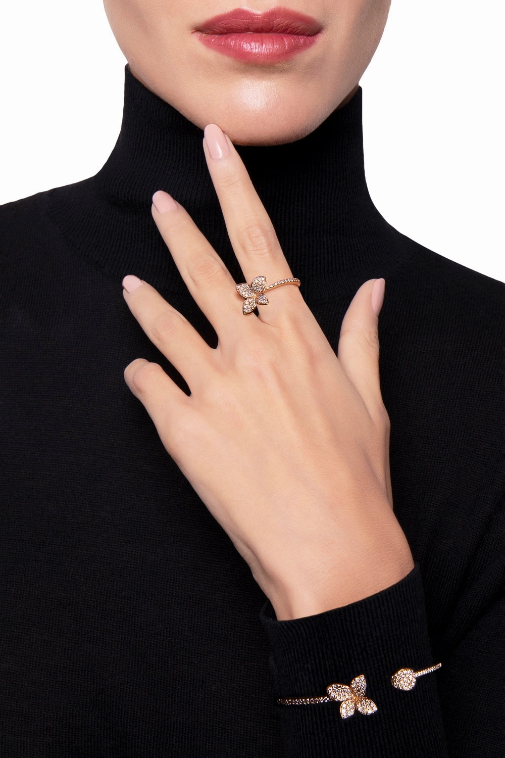 Pasquale Bruni Petit Garden 18ct Rose Gold White and Champagne Diamond Small Flower Ring