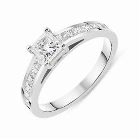 Platinum 1.02ct Diamond Princess Cut Shoulder Solitaire Ring