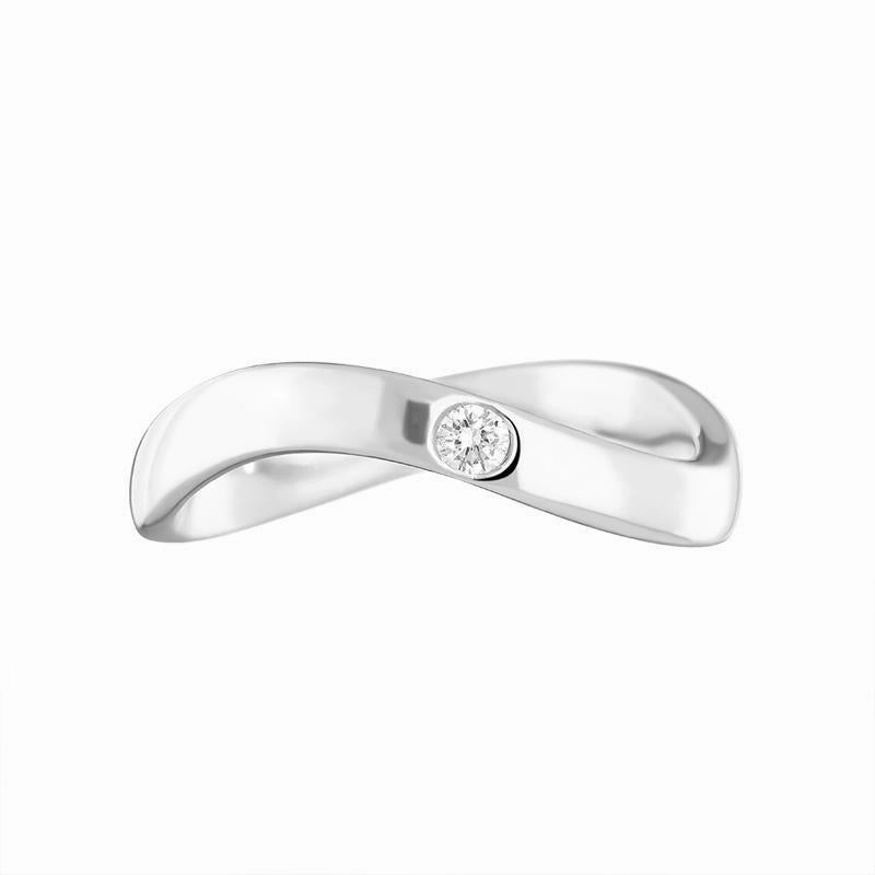 Platinum Diamond Curved Band Solitaire Ring