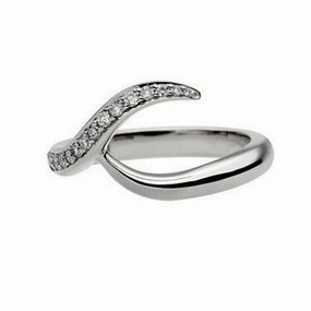Shaun Leane Entwined 18ct White Gold 0.11ct Diamond Inward Wedding Ring