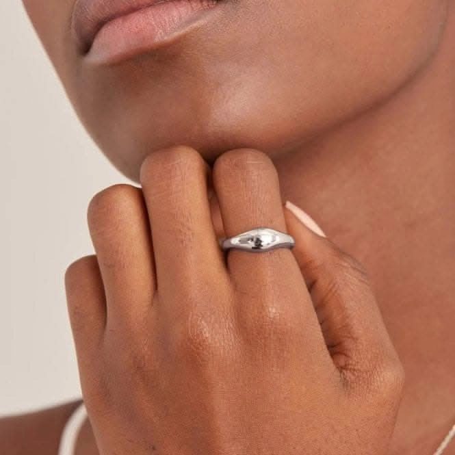 Wave Adjustable Ring R044-02H